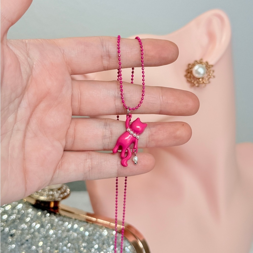 Pink Cat Pendant Necklace - Picture 4 of 7